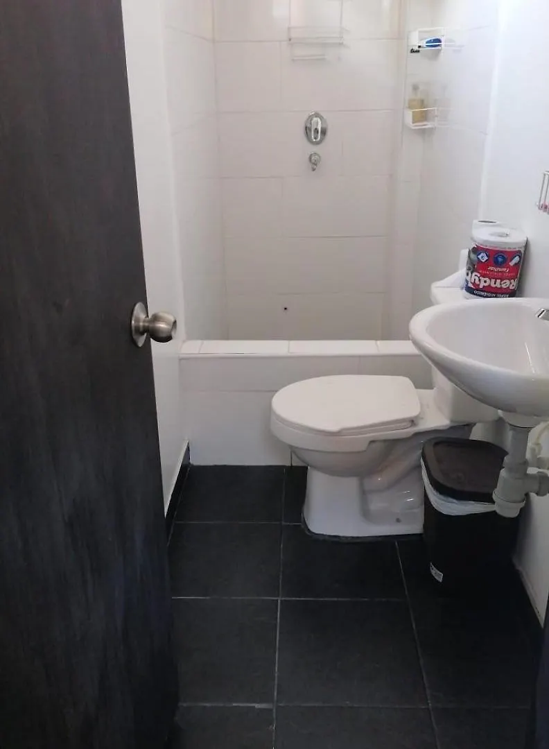 Homestay szállás Acogedora Habitacion Privada - Belen Rosales Laureles Medellín