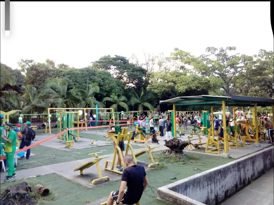 Acogedora Habitacion Privada - Belen Rosales Laureles Medellín 0*,  Kolumbia