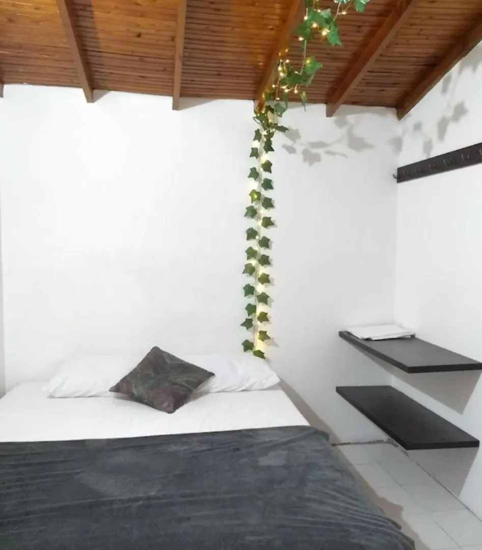 Acogedora Habitacion Privada - Belen Rosales Laureles Medellín Homestay szállás